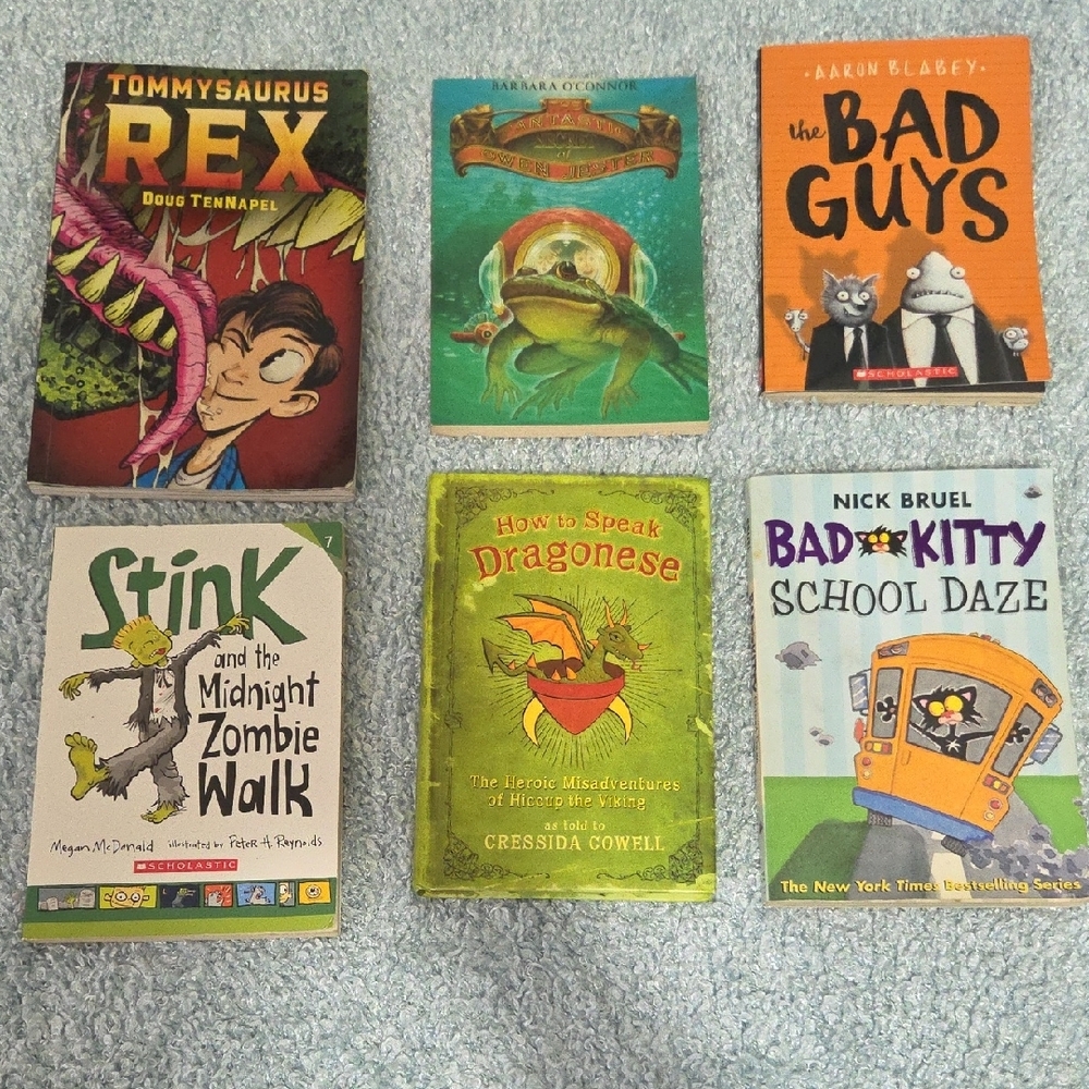 Children's Book Collection - Picture 2 of 8